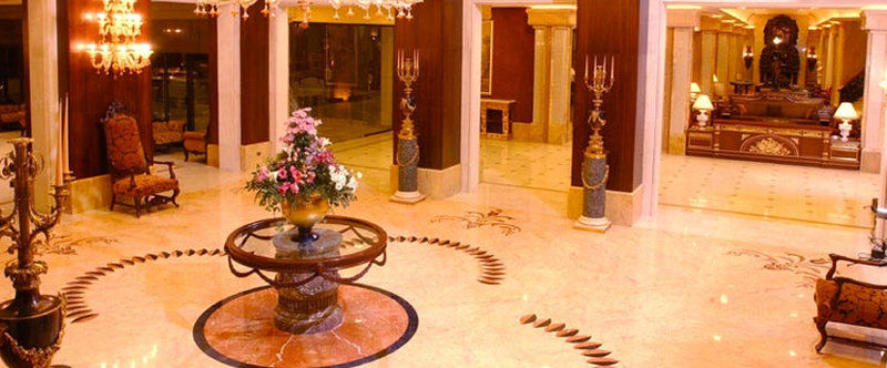 Grand Hills Hotel & Spa 브루마나 내부 사진