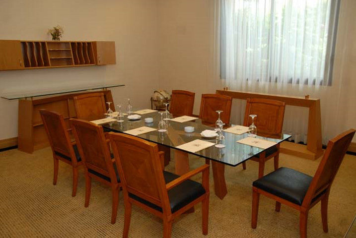 Grand Hills Hotel & Spa 브루마나 외부 사진
