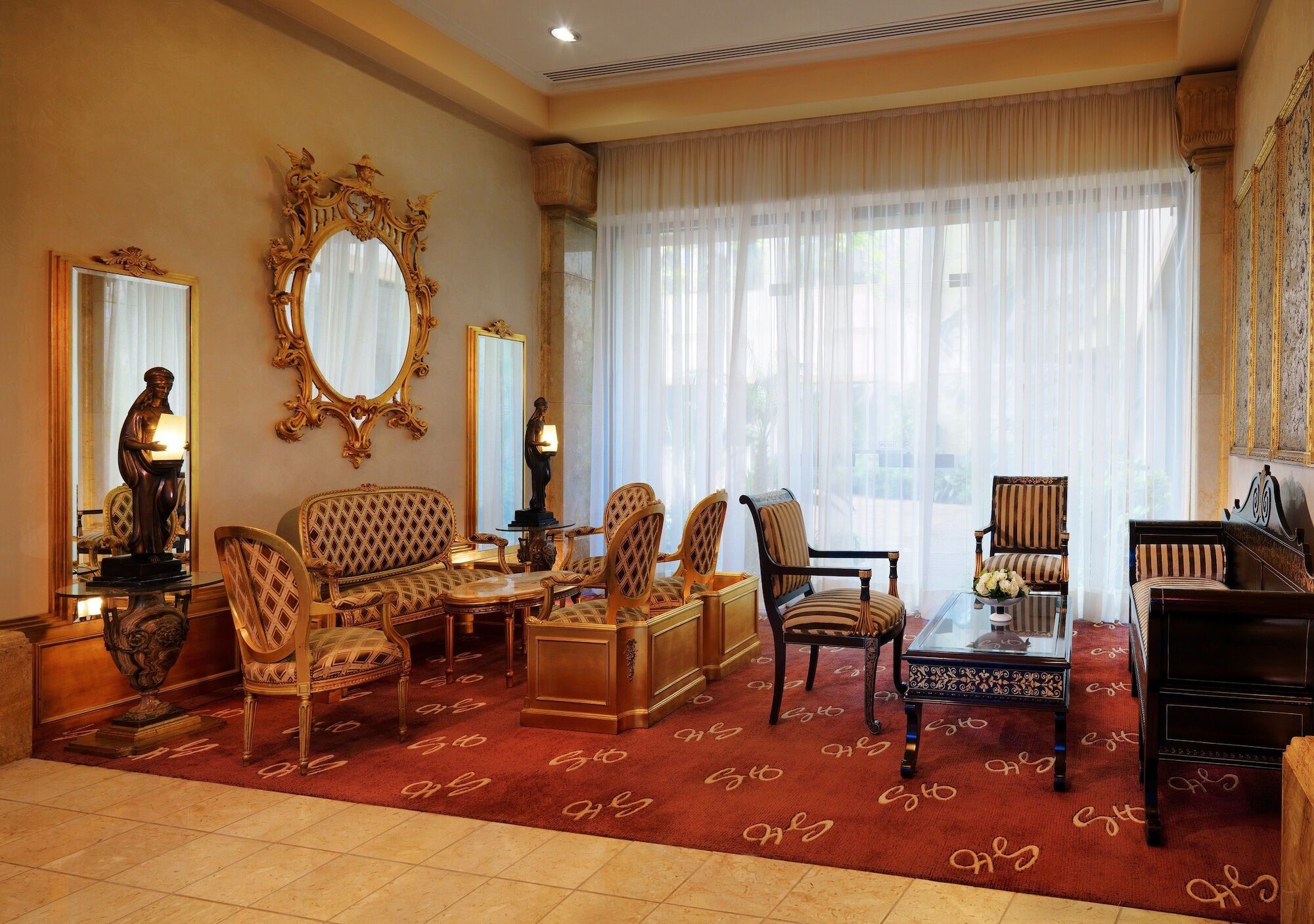 Grand Hills Hotel & Spa 브루마나 외부 사진