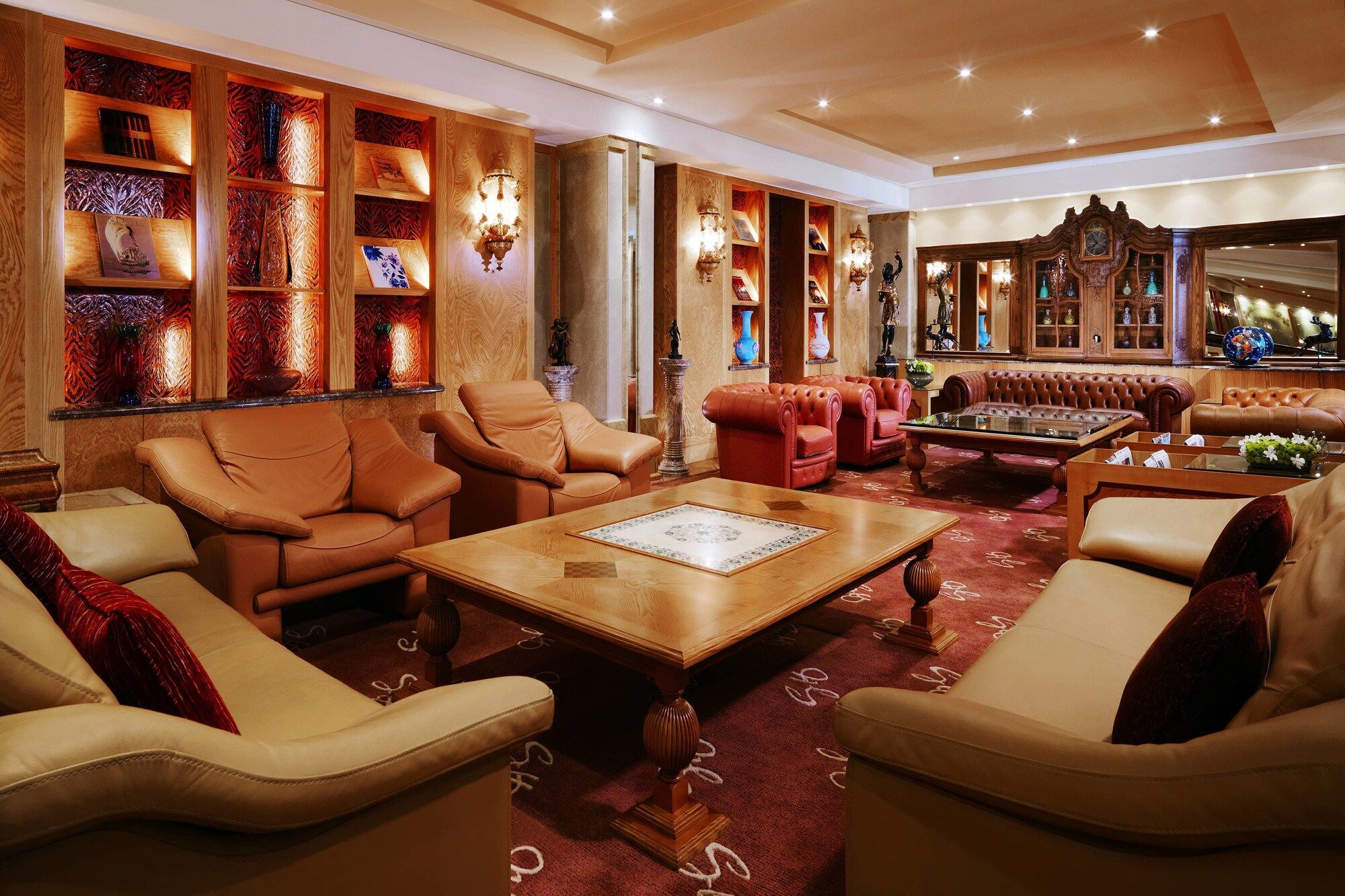 Grand Hills Hotel & Spa 브루마나 외부 사진