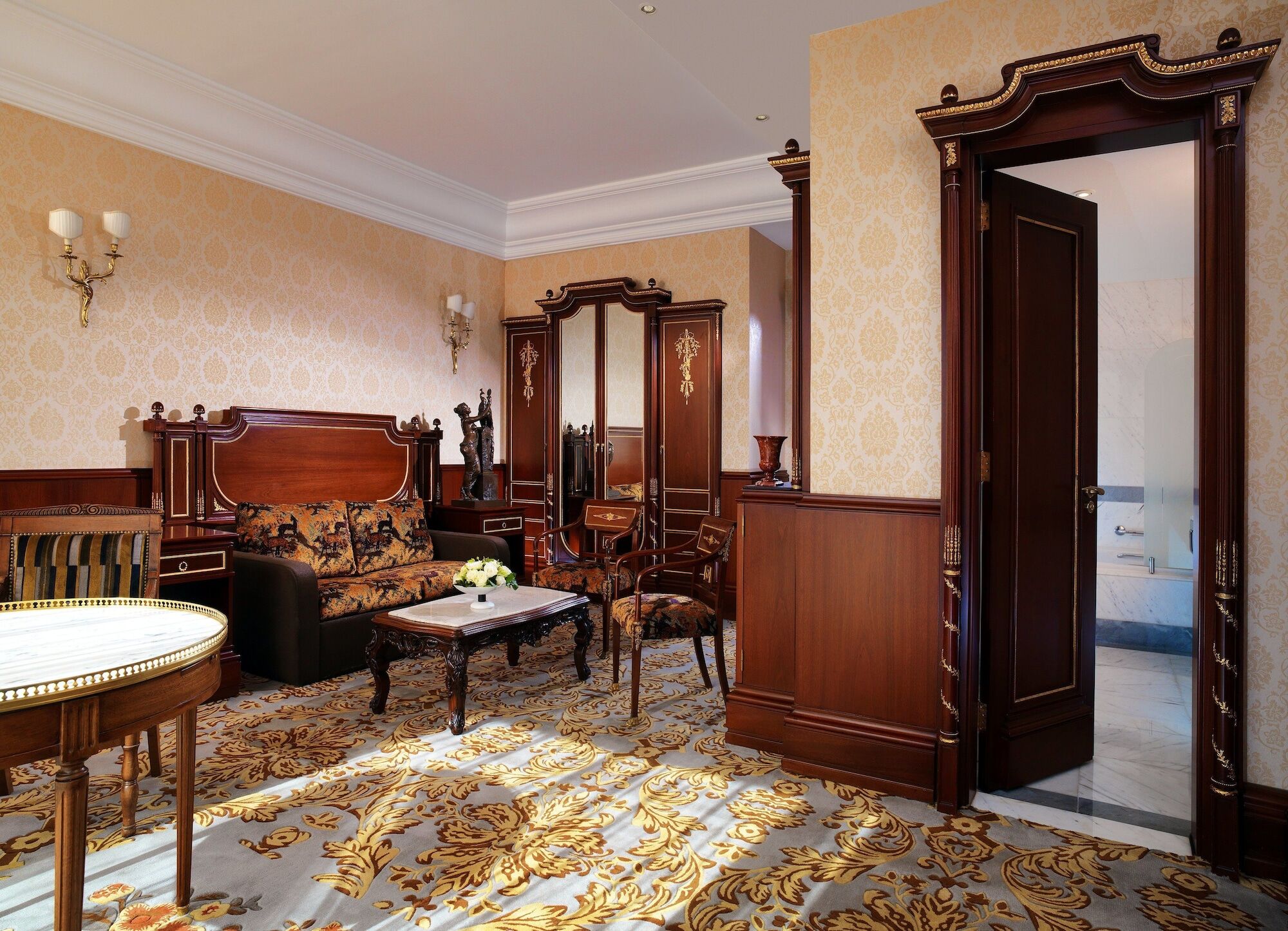 Grand Hills Hotel & Spa 브루마나 외부 사진