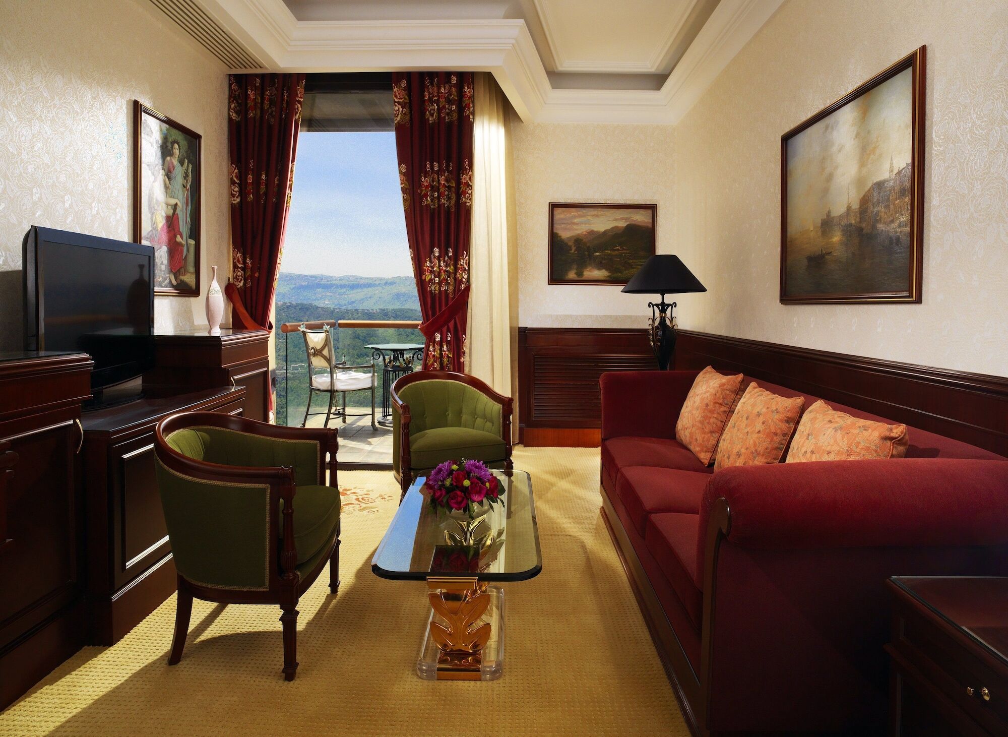 Grand Hills Hotel & Spa 브루마나 외부 사진
